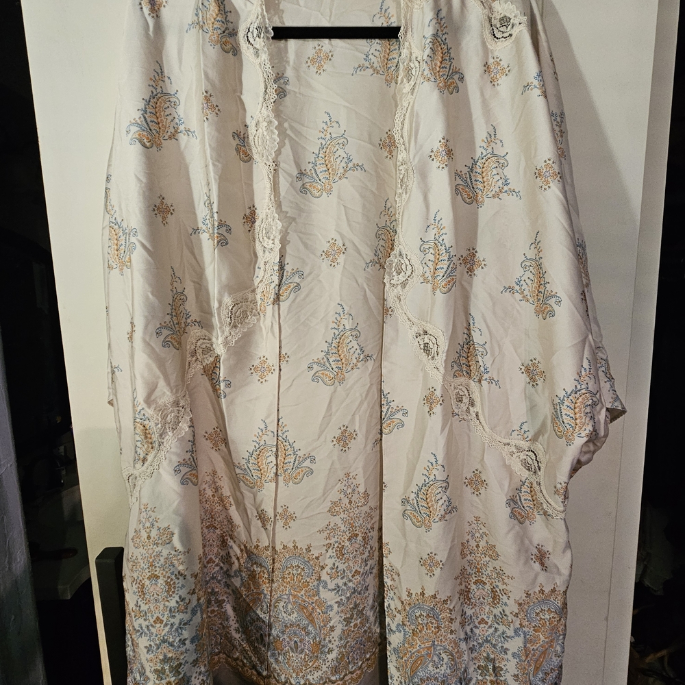 Victoria's Secret Floral Kimono with Lace